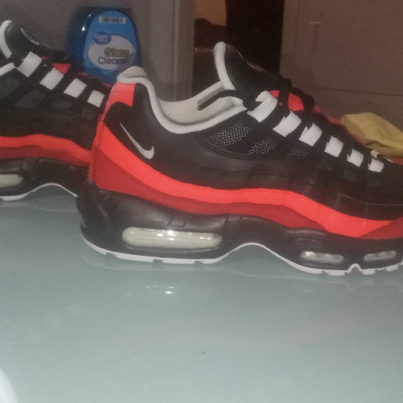 AirMax - Picture 12 of 13